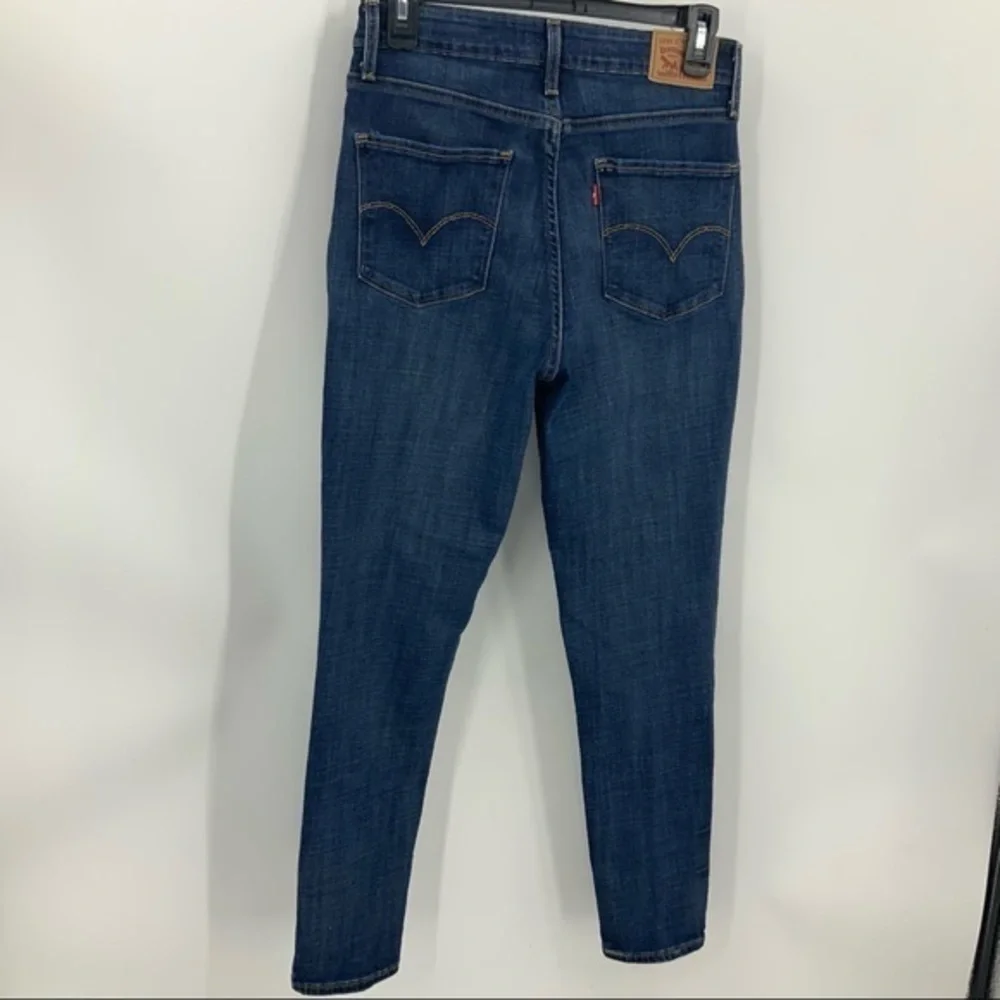 Levi’s 721 hi rise skinny jeans 30